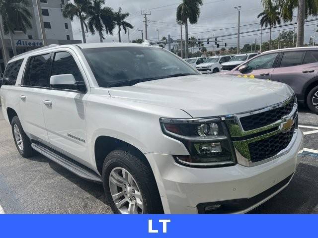 2017 Chevrolet Suburban LT RWD photo