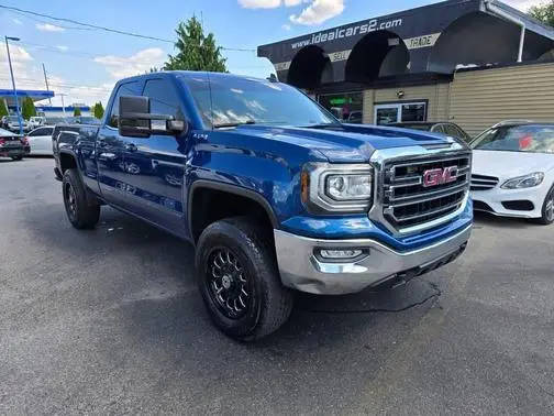 2017 GMC Sierra 1500 SLE 4WD photo