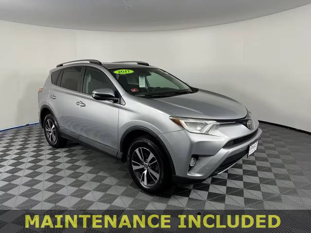 2017 Toyota RAV4 XLE AWD photo