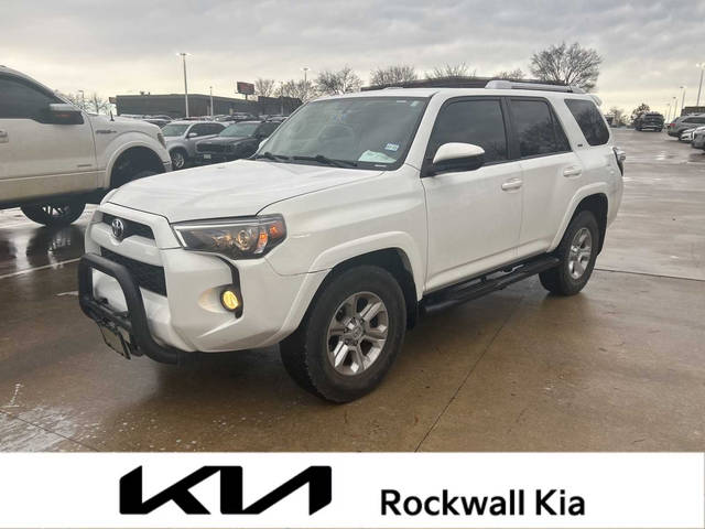 2016 Toyota 4Runner SR5 RWD photo