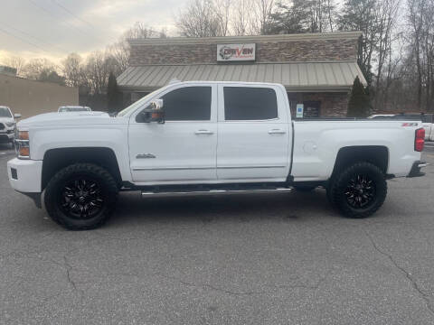 2017 Chevrolet Silverado 2500HD High Country 4WD photo