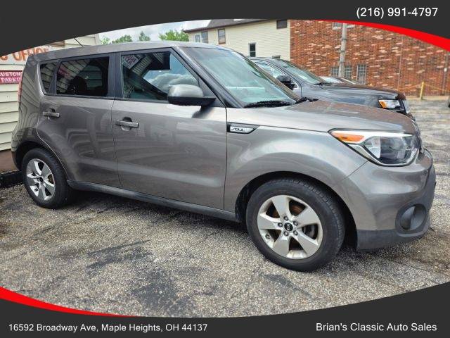 2017 Kia Soul Base FWD photo