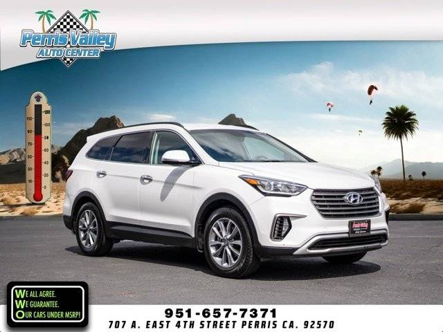 2017 Hyundai Santa Fe SE FWD photo