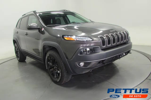 2017 Jeep Cherokee Trailhawk 4WD photo