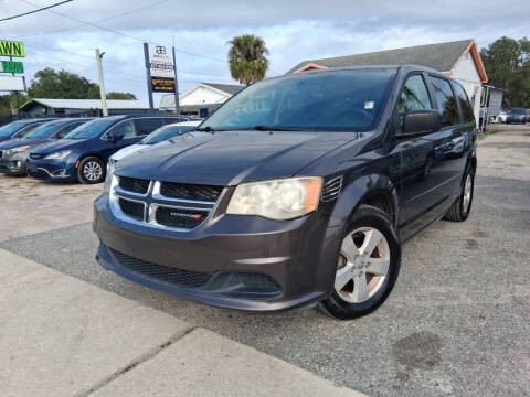 2016 Dodge Grand Caravan SE FWD photo