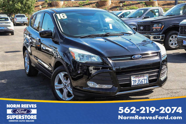 2016 Ford Escape SE FWD photo