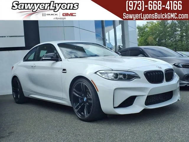 2017 BMW M2  RWD photo