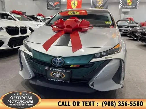 2017 Toyota Prius Prime Plus FWD photo