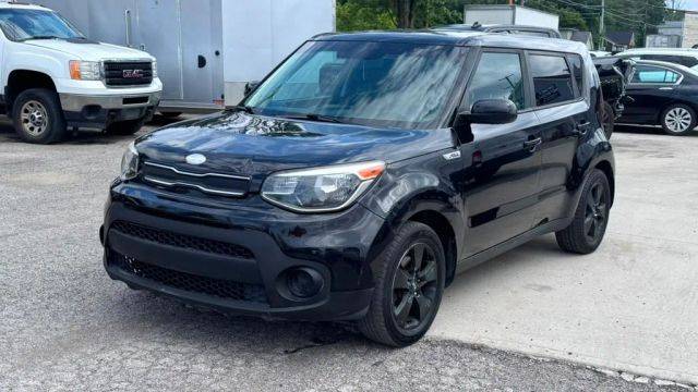 2017 Kia Soul Base FWD photo