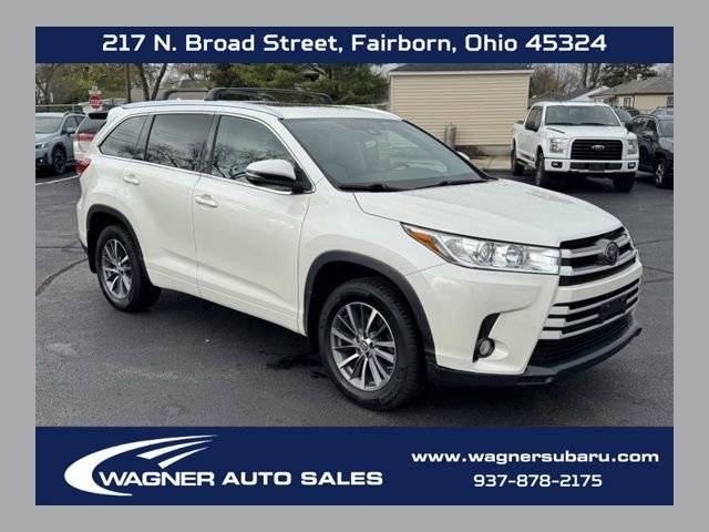 2017 Toyota Highlander XLE FWD photo