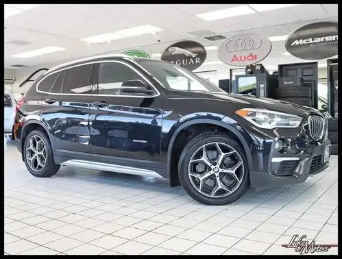 2017 BMW X1 xDrive28i AWD photo