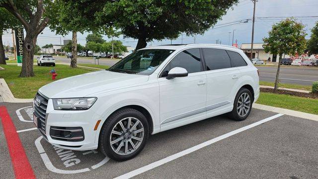 2017 Audi Q7 Prestige AWD photo
