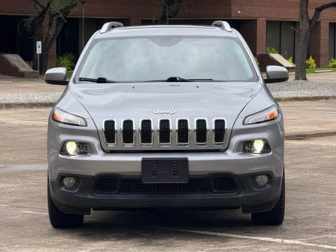 2017 Jeep Cherokee Latitude FWD photo