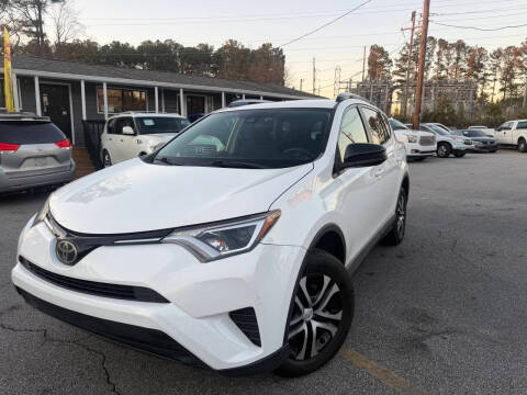 2017 Toyota RAV4 LE FWD photo