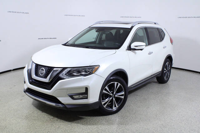 2017 Nissan Rogue SL FWD photo
