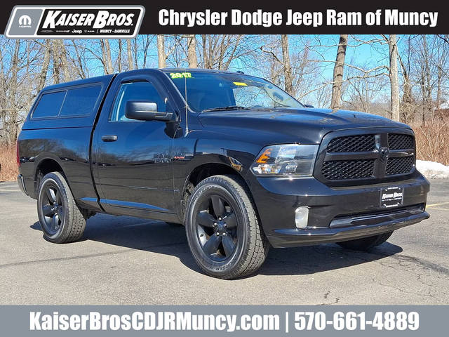 2017 Ram 1500 Express 4WD photo