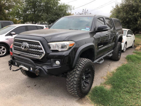 2017 Toyota Tacoma TRD Off Road 4WD photo