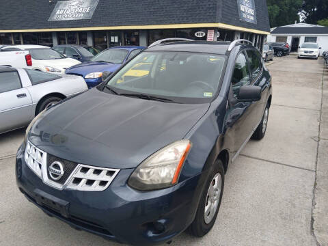 2015 Nissan Rogue Select S FWD photo