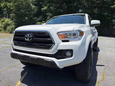 2017 Toyota Tacoma SR5 RWD photo