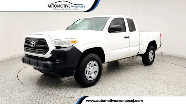2017 Toyota Tacoma SR RWD photo