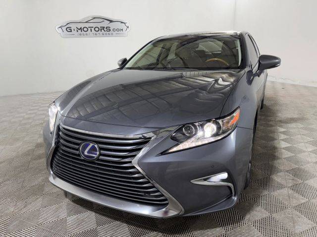 2017 Lexus ES ES 300h FWD photo