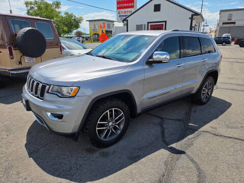 2017 Jeep Grand Cherokee Limited 4WD photo