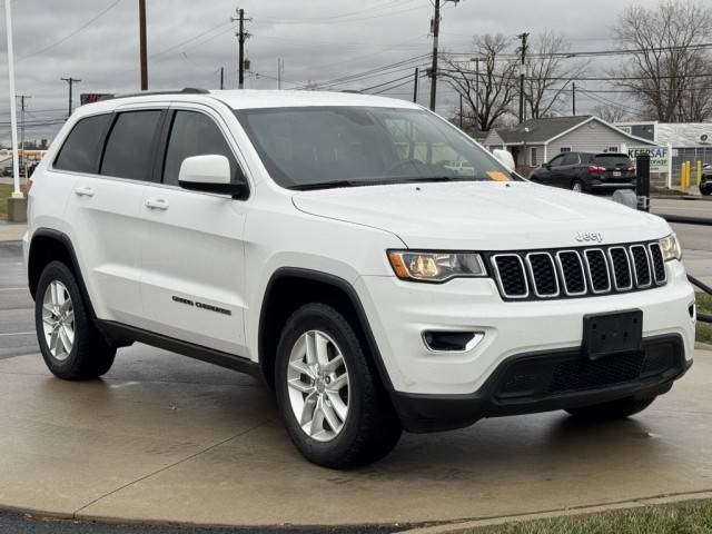 2017 Jeep Grand Cherokee Laredo 4WD photo