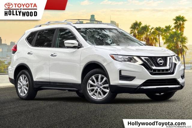 2017 Nissan Rogue SV AWD photo