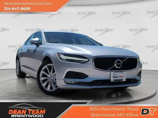 2017 Volvo S90 Momentum AWD photo