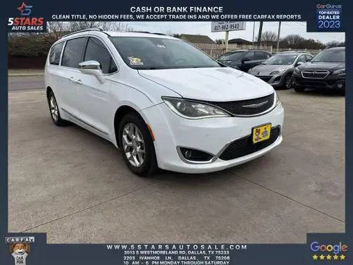 2017 Chrysler Pacifica Minivan Limited FWD photo
