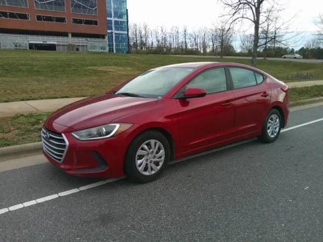 2017 Hyundai Elantra SE FWD photo