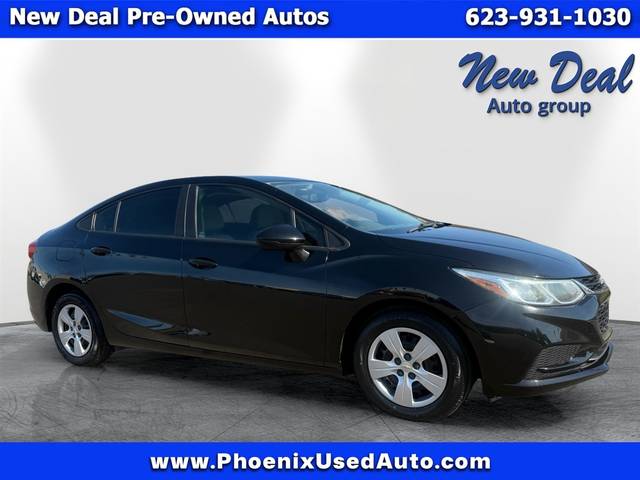 2017 Chevrolet Cruze LS FWD photo