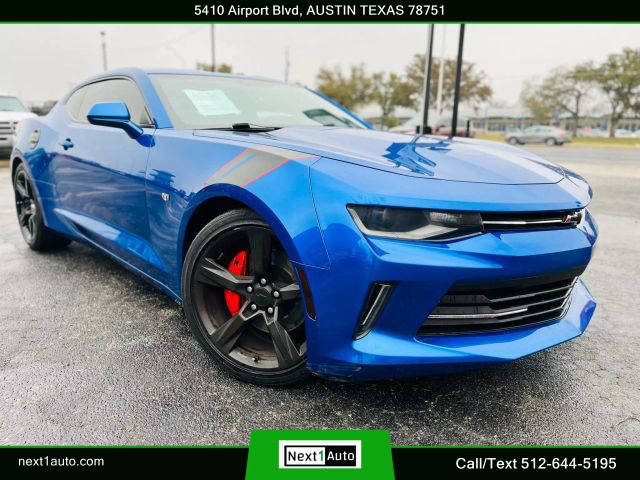 2017 Chevrolet Camaro 1LT RWD photo