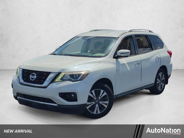 2017 Nissan Pathfinder SL FWD photo