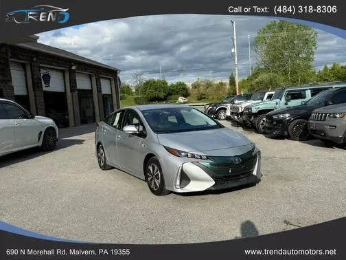 2017 Toyota Prius Prime Premium FWD photo