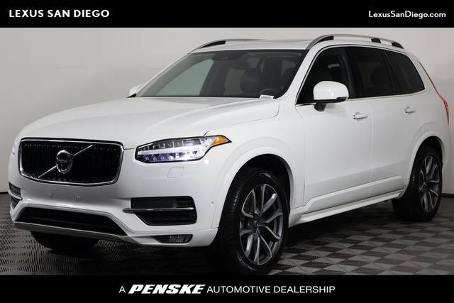 2017 Volvo XC90 Momentum AWD photo