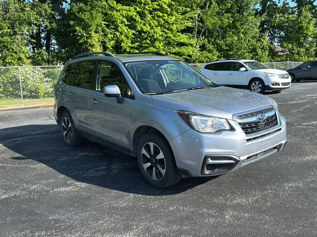 2017 Subaru Forester Premium AWD photo