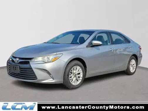 2016 Toyota Camry LE FWD photo