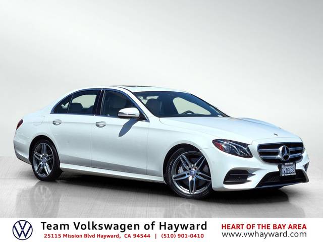 2017 Mercedes-Benz E-Class E 300 Sport RWD photo