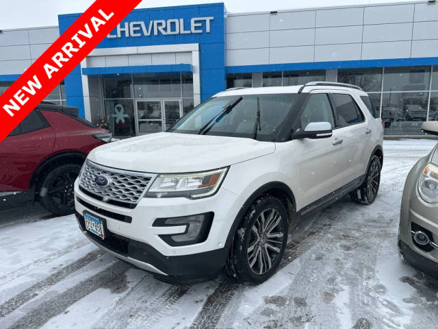 2017 Ford Explorer Platinum 4WD photo