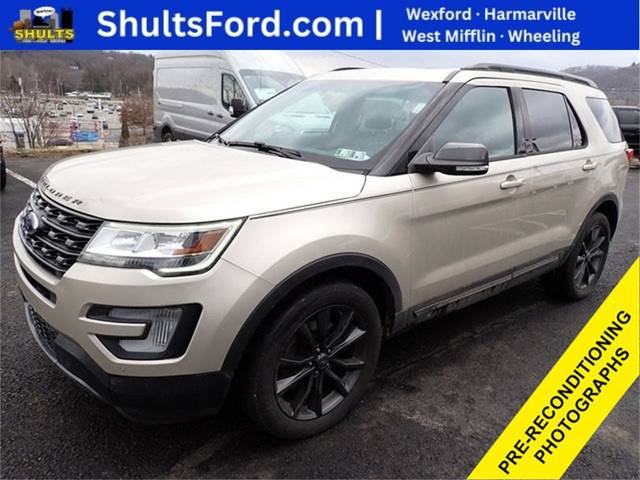 2017 Ford Explorer XLT 4WD photo