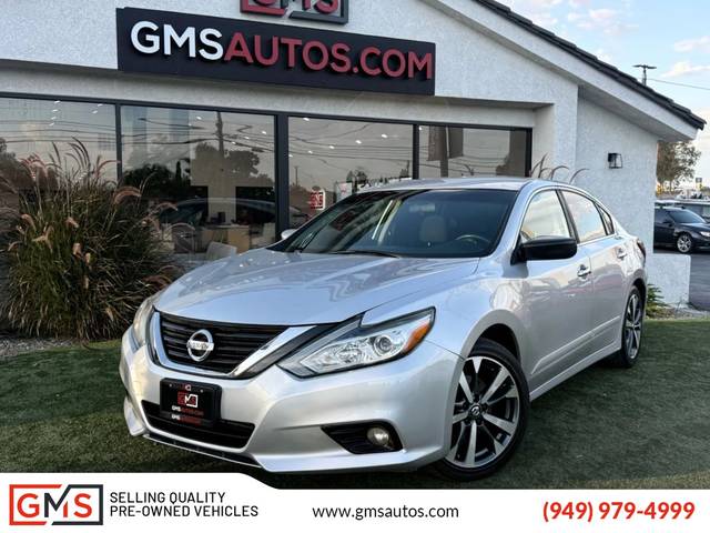 2017 Nissan Altima 3.5 SR FWD photo