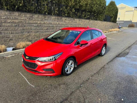 2017 Chevrolet Cruze LT FWD photo