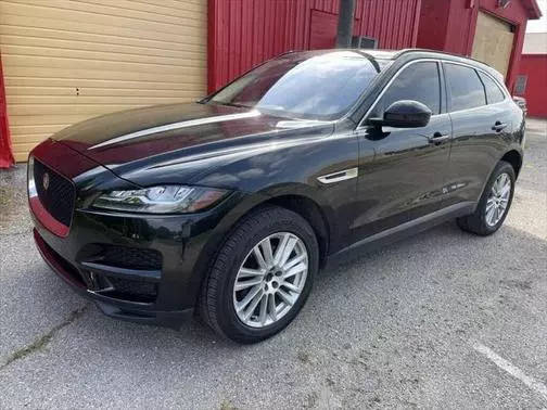 2017 Jaguar F-Pace 20d Prestige AWD photo