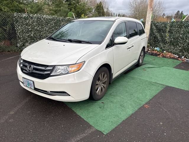 2015 Honda Odyssey EX-L FWD photo