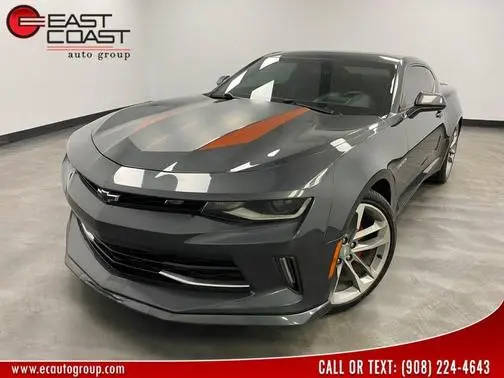2017 Chevrolet Camaro 2LT RWD photo