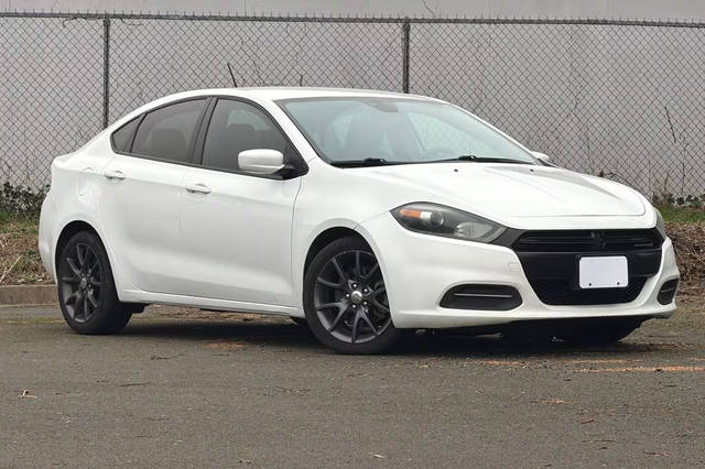 2015 Dodge Dart SE FWD photo