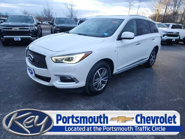 2017 Infiniti QX60  FWD photo