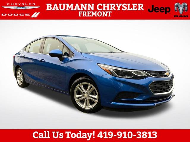 2017 Chevrolet Cruze LT FWD photo