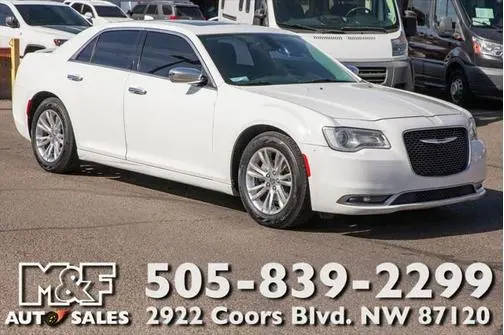 2016 Chrysler 300 300C RWD photo